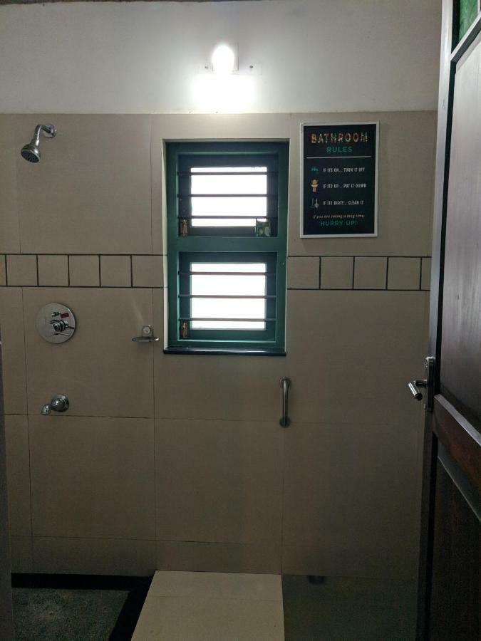 Hostel Adri Chembra Meppādi Exteriér fotografie