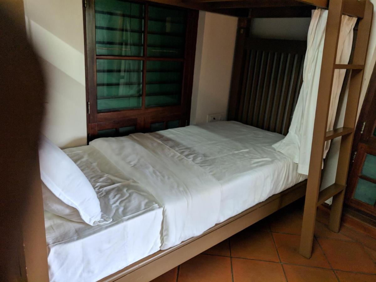 Hostel Adri Chembra Meppādi Exteriér fotografie